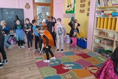 IMG-db7ff9959f1bc94209e3dc05397efbf3-V