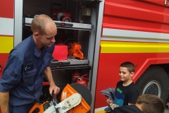 IMG-9a42e6e7eb6641fcbff0f197dd618101-V