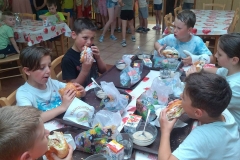 351470399_216979051146493_4325906805526464307_n