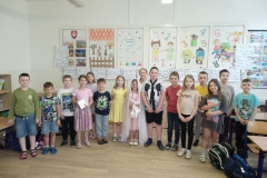 IMG-f9b473756874cc3d1e2f37de381e9697-V